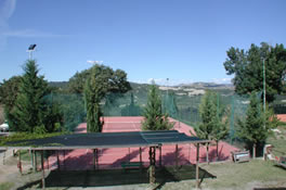 Tennis court at Sant'Elisa - San Florestano, Tuscany
