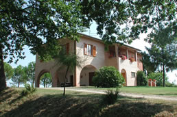 La Contea farmhouse apartments, Tuscany