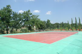 Tennis court at La Contea