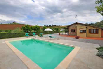 Cuccardino, 2 bedrm villa, sleep 6, private pool near Tuscan coast.