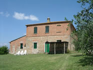 Farmhouse in Val di Chiana, Tuscany called Santa Vittoria