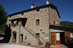 Casale Aiola with tennis court and swimming pool, Tuscany