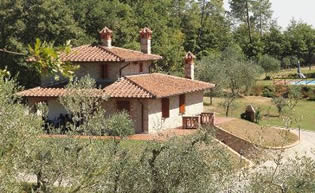 La Casetta nel Bosco - 3 bedroom villa, sleep 8, private pool