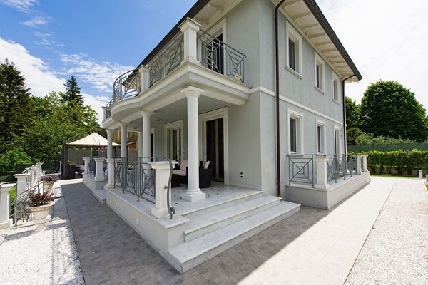 Villa Raffaela 4 bedroom village villa with private pool