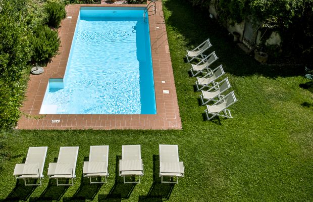 Private pool Borgo Cevoli sleeps up to 40