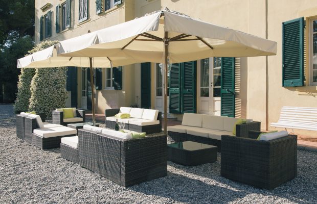Dining al fresco villa ravano pisa