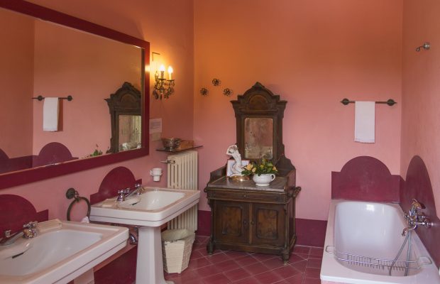 Villa La Cittadella : Private bathroom