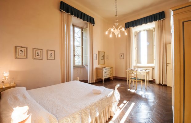 Villa Lungomonte : another spacious bedroom