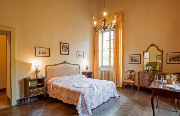 Villa Lungomonte: another of the double bedrooms