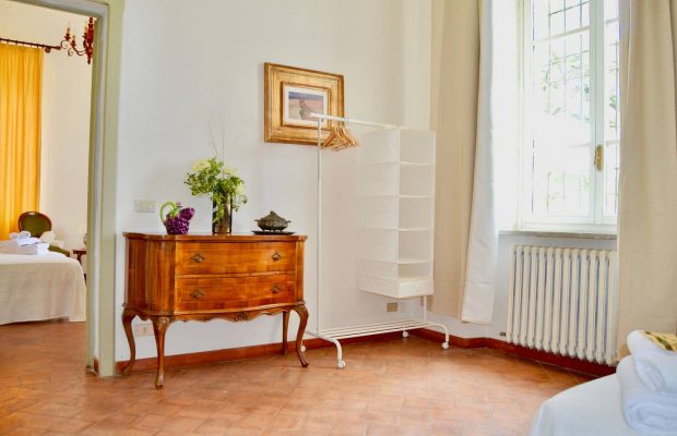 Villa Guardavalle: Ground floor family bedroom