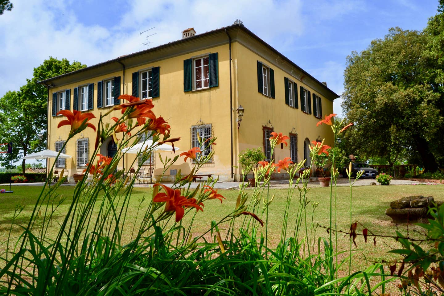 Villa Guardavalle near Pisa
