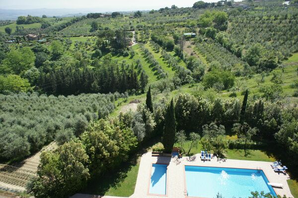 La Valle apartments pool tennis court